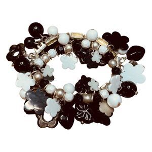 Vintage Beaded Bracelet Black White Silver Tone Metal Chain Flower Bead‎
